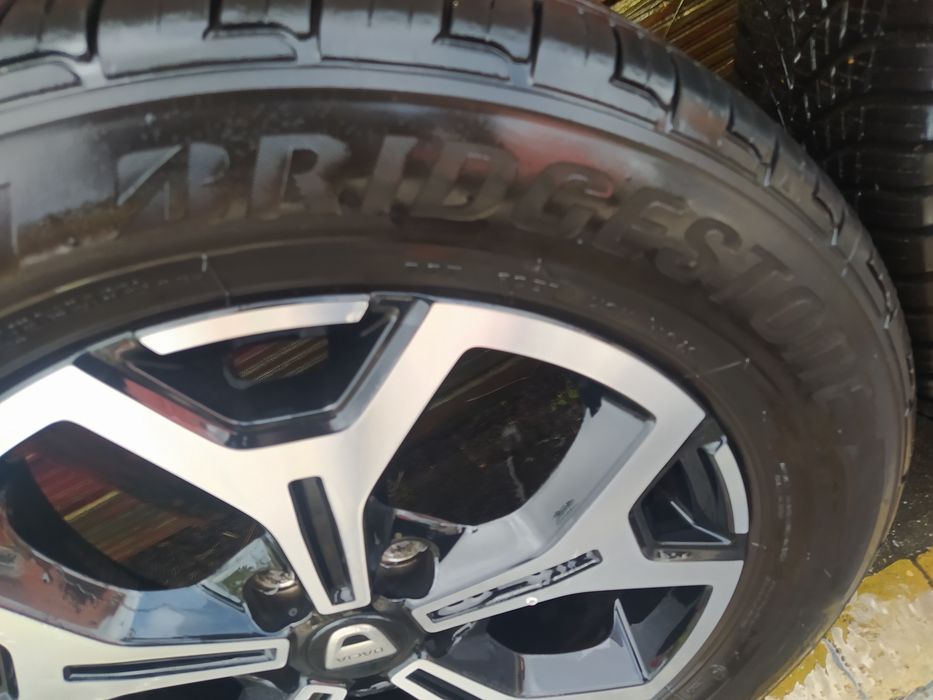 Felgi koła Dacia Duster 215/60 r17