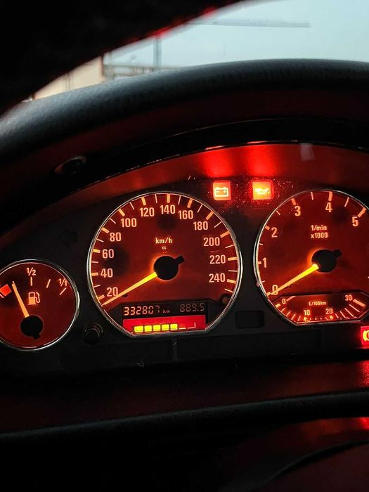 E36 - BMW 318is 1997 (com averbamentos)