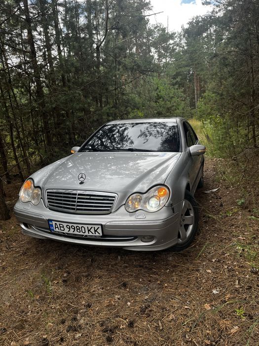 Мерседес 2,2дизель w203