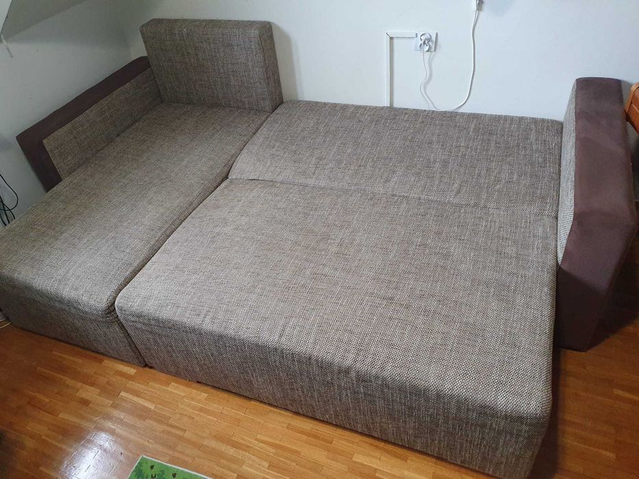 Kanapa z funkcją spania.