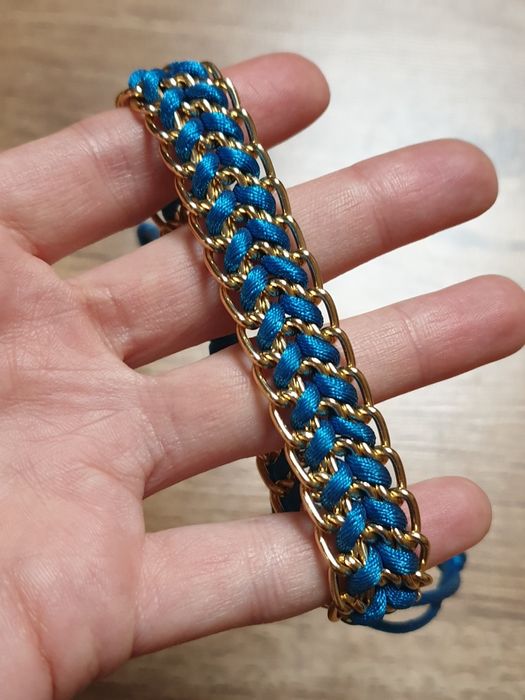 Zestaw bransoletek 8 szt.