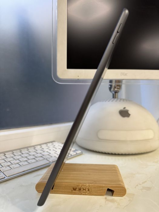 iPad 7 10.2 32Gb Space WiFi Хороший стан, Рідний АКБ 98%, Без ремонтів