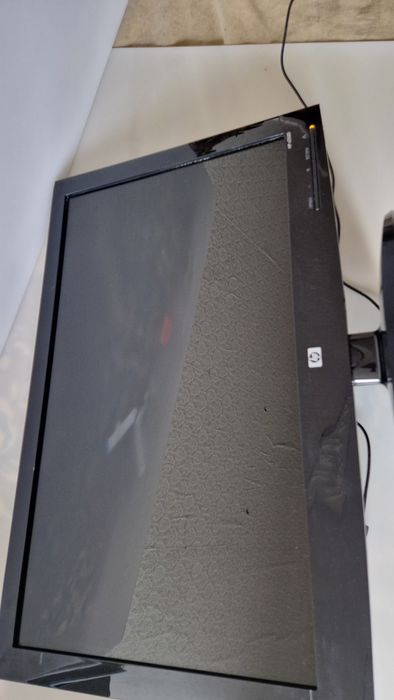 Лед монітор 24 дюйма HP