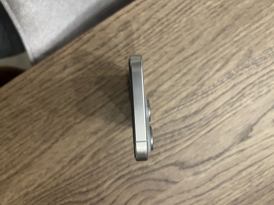 iPhone 15 Pro c/ fatura