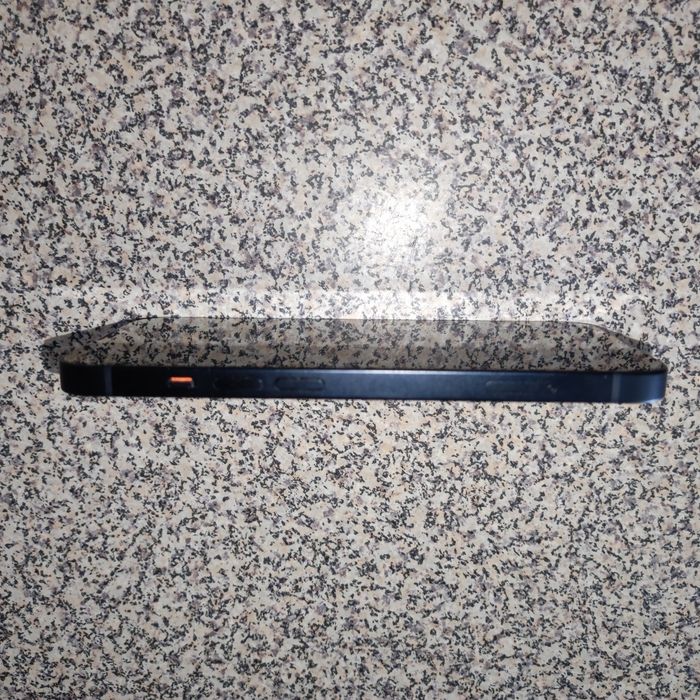 iPhone 13 Midnight