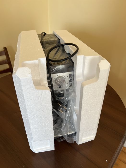 Кавомашина DELONGHI Magnifica S