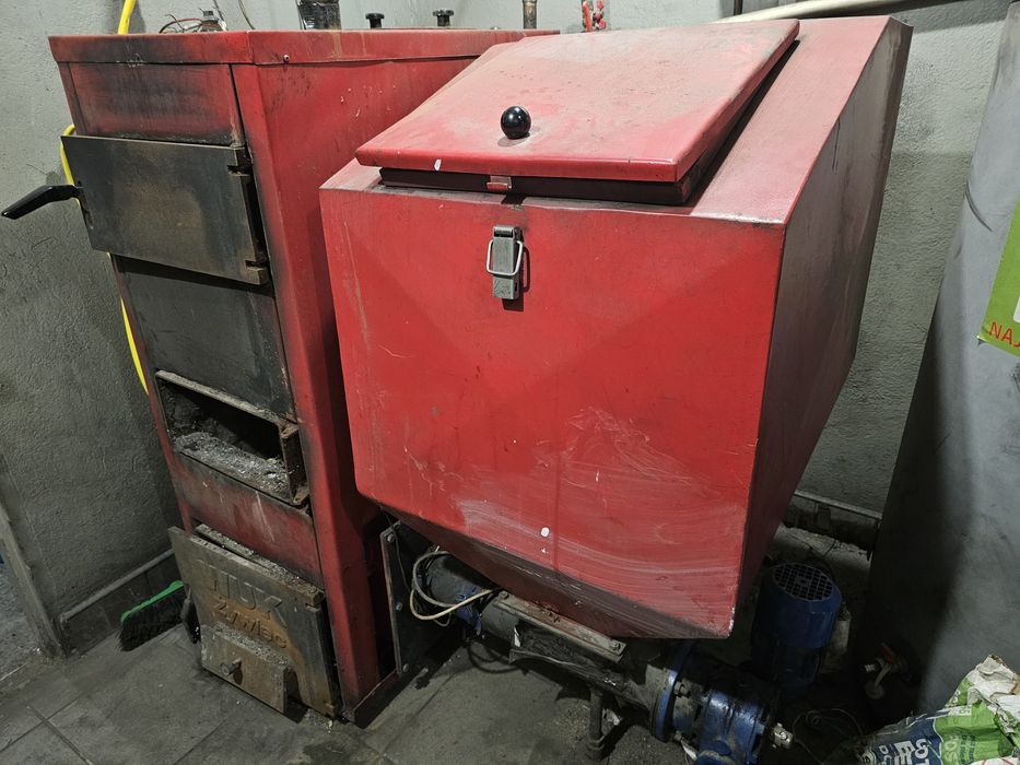 Podajnik pieca ekogroszek