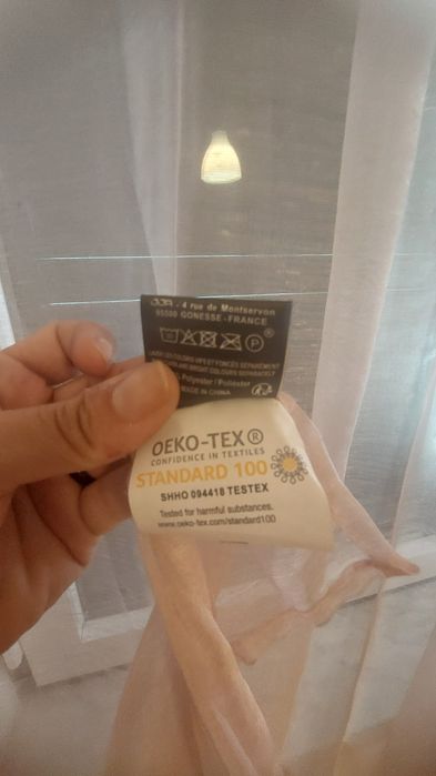 2 Cortinados preto opaco e rosa transparente