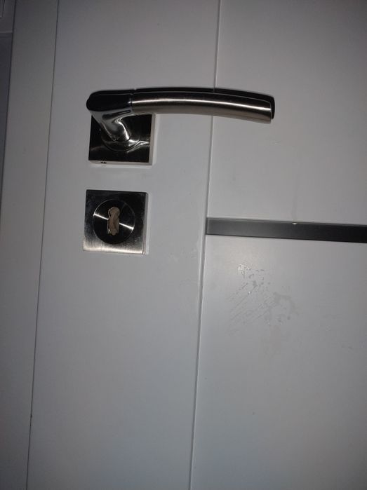 Klamka uchwyt drzwiowy