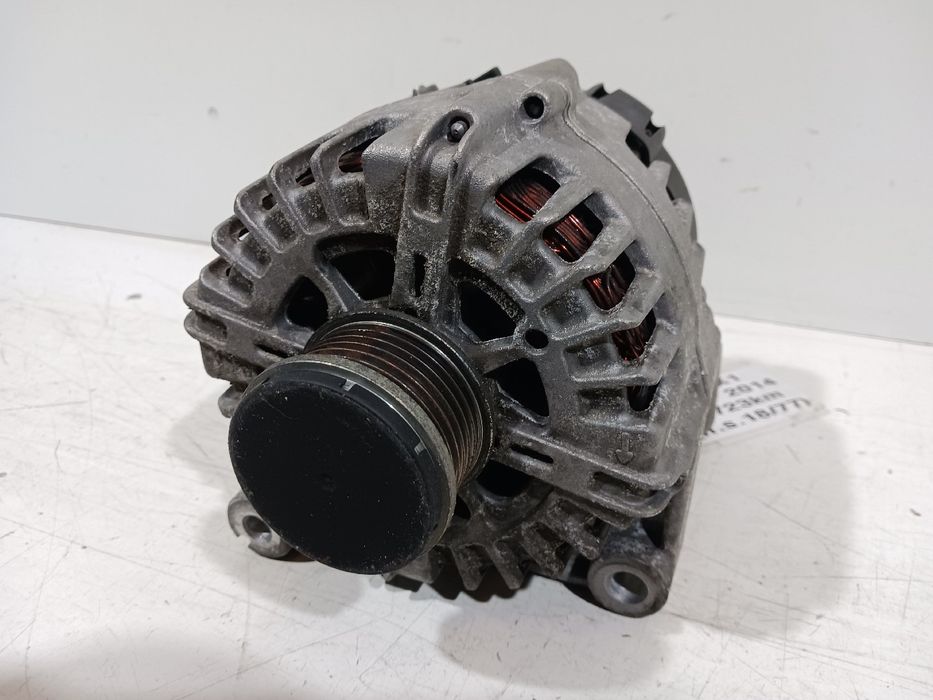 Alternador BMW X1 (E84)