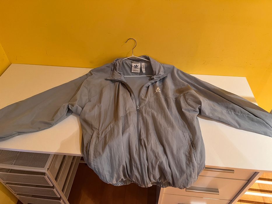 99% novo jaqueta adidas