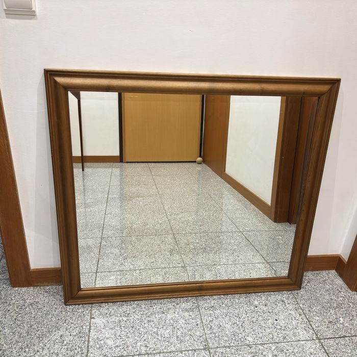 Espelho em madeira de cerejeira – 95 cm x 85 cm – Excelente estado