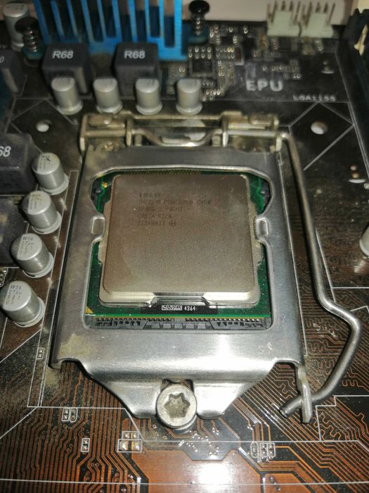 Motherboard Asus P8Z77-V LX2 + CPU Intel G850 - Board com avaria64586426551042123