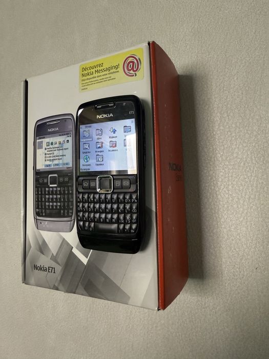 Б/у мобільний телефон Nokia E71 оригінал