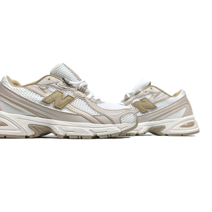 Жіночі кросівки New Balance 740 бежеві літні шкіра сітка розміри 36 37 38 39
