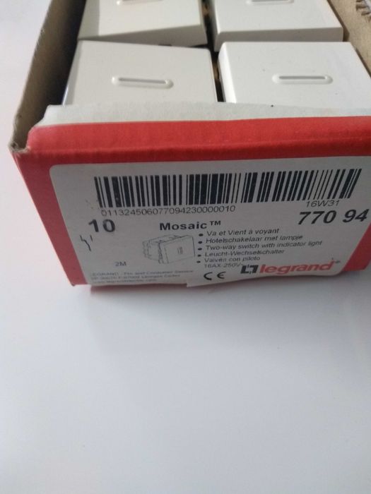 Interruptor ON OFF 77094 da MOSAIC