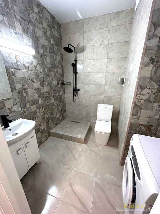 Продам без комиссии 1 ком. квартиру в  ЖК Атмосфера!