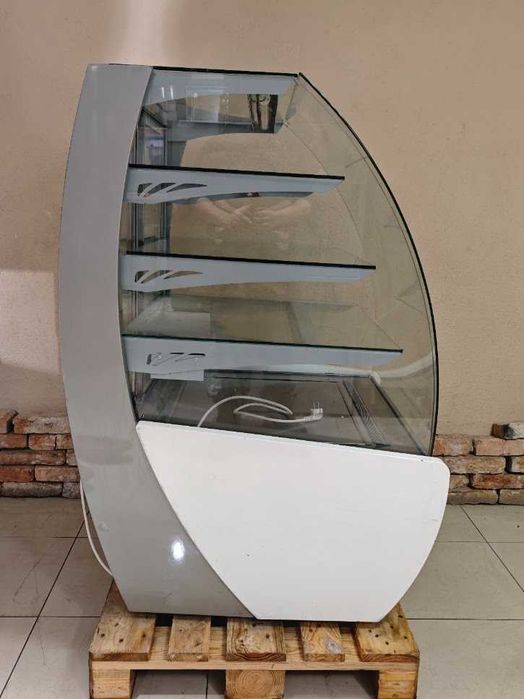 Witryna chłodnicza cukiernicza IGLOO  95cm  Po serwisie, super stan
