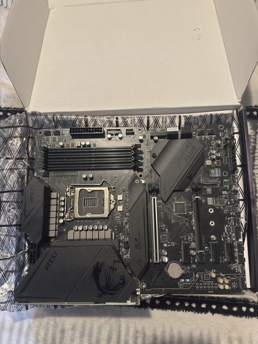 Bundle Gaming – Intel i5-10600K + msi Z490 + 32GB RAM rgb + watercoole