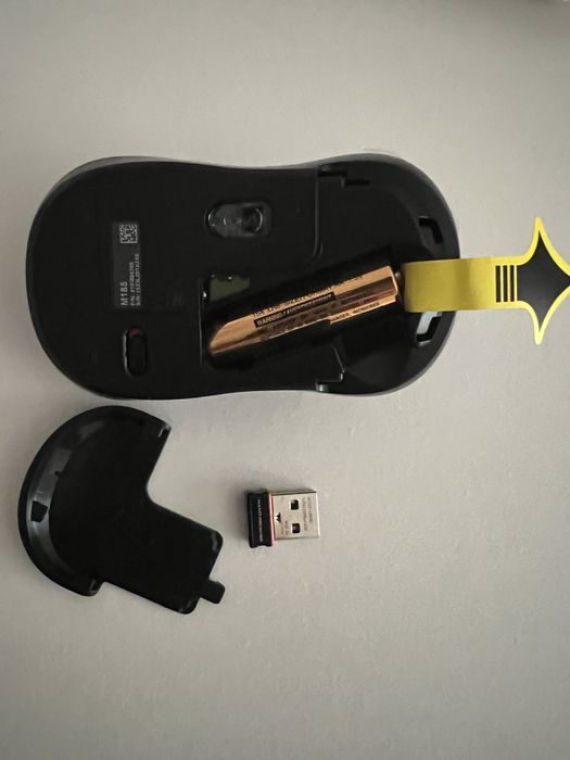 Rato Logitech M185