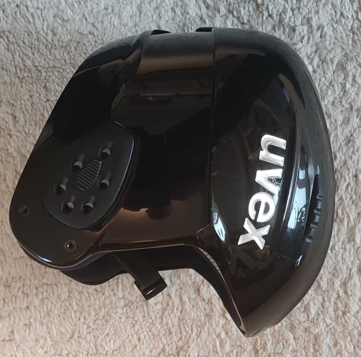 Kask narciarski UVEX