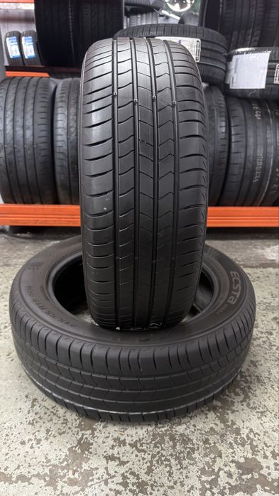 Pneus 215/55r18 Kumho Ecsta HS51 com 90% de piso