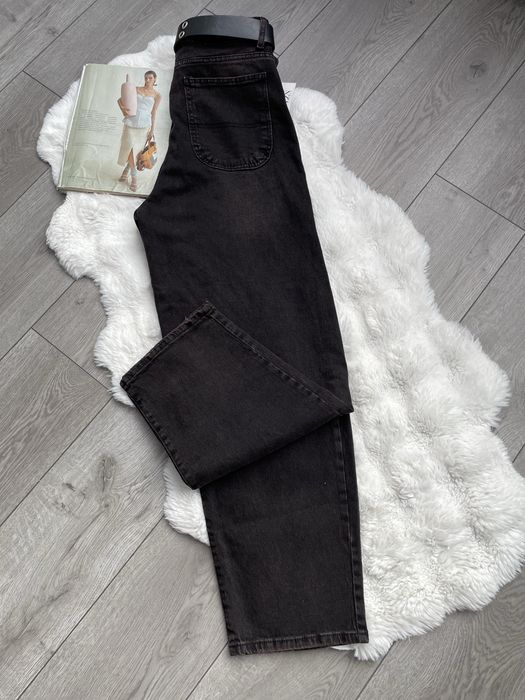 коричневі джинси баггі