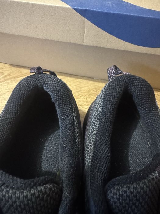 Жіночі кросівки asics gel-venture 8