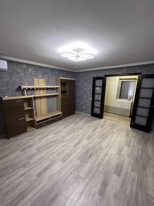 Здам сучасну 2 х кімнатну квартиру