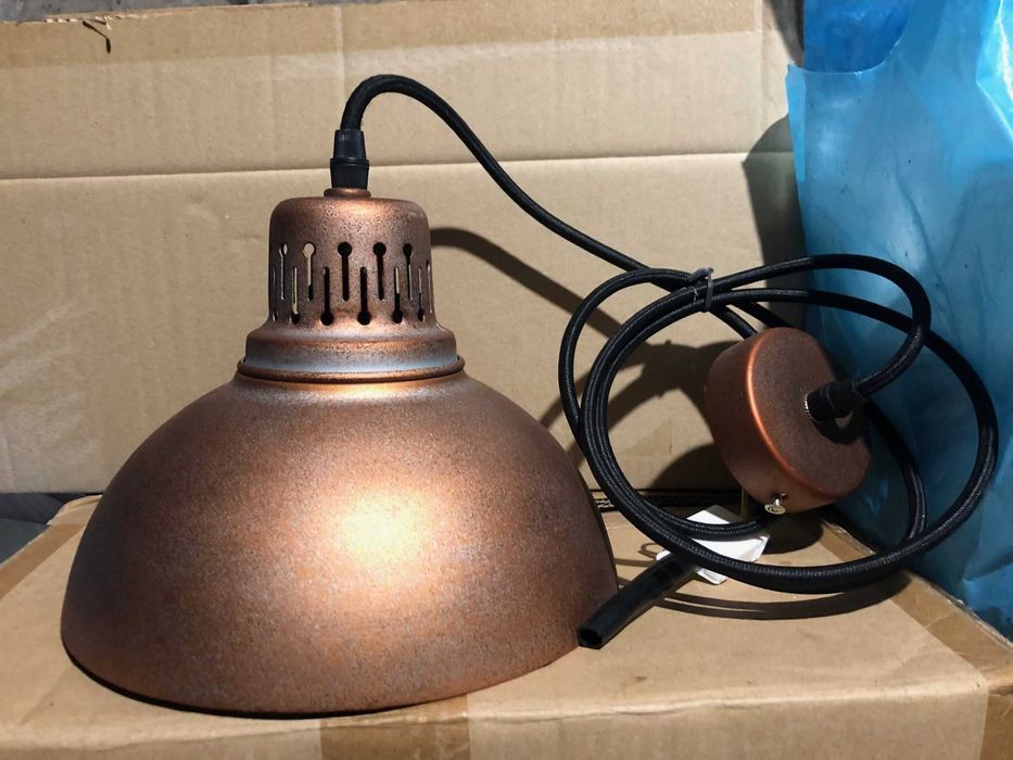 Candeeiro moderno retro vintage Apenas válido até dia 21.04.2025