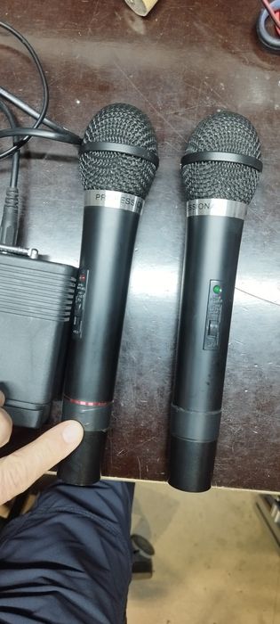 Zestaw mikrofonów bezprzewodowych