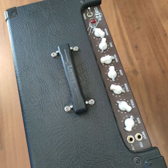 Ламповый комбо Laney CUB 12R