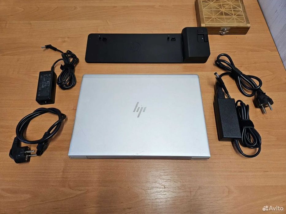 HP Octacore 14" i7/16GB/256Nvme + HP Dock-Station