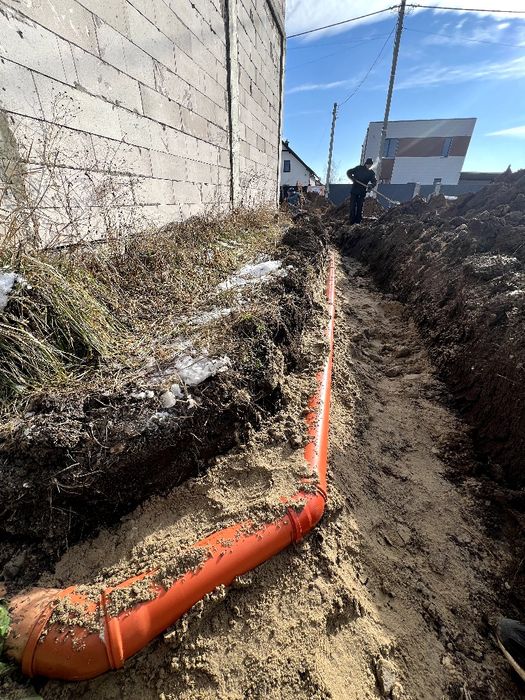 Копка септиков, копання Канализации, траншеи, вигрибные ямы под ключ