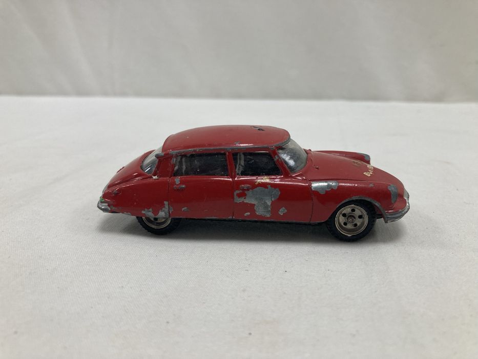 Brinquedo Citroen DS 19, 1/43 da Metosul