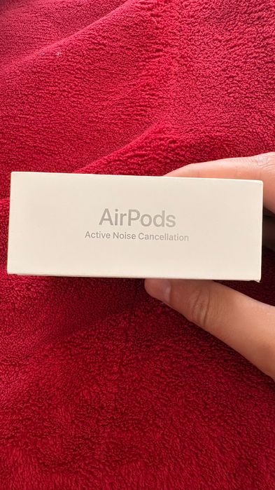 Airpods 4 ANC - estado Novo - com garantia Apple