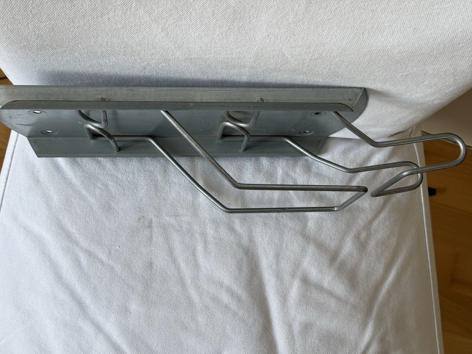 Uchwyt na żelazko Ikea