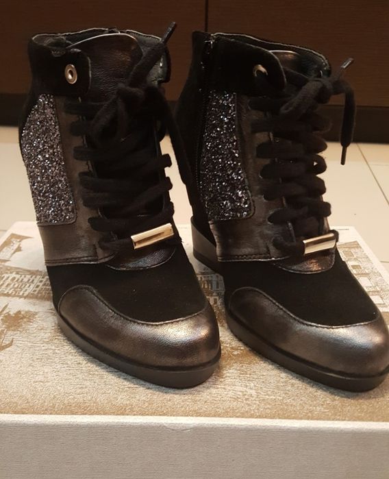 NOWE  VENEZIA czarne Botki 36