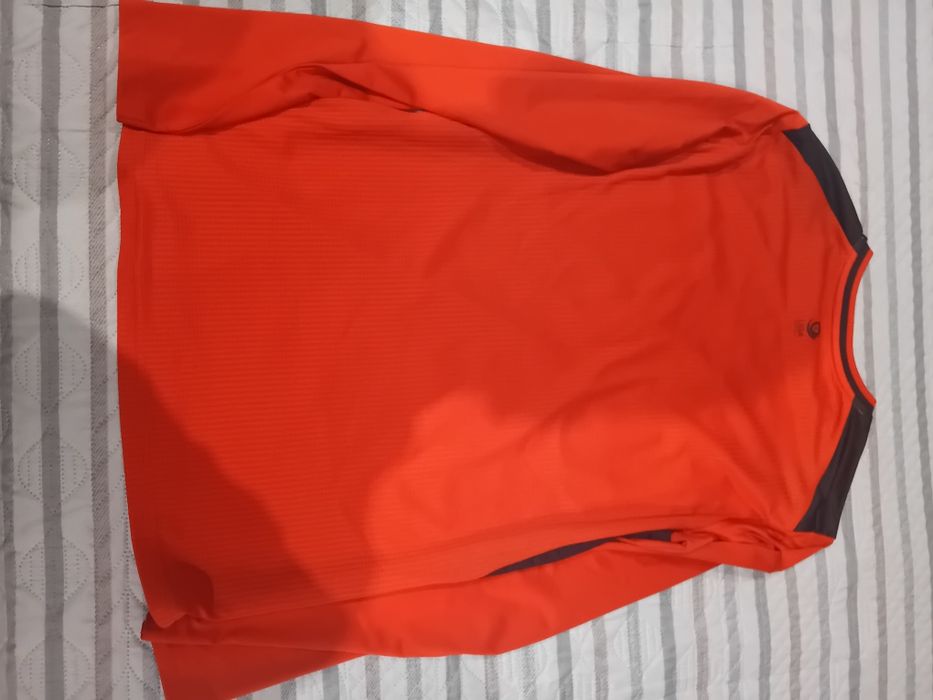 Camisola equipamento arbitro lacatoni vermelha