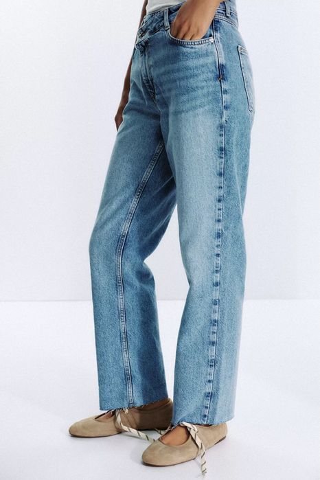 Прямі джинси zara srtaight  розміри 36 38 40 джинсы