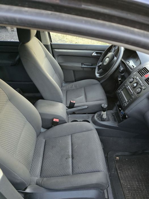 Шрот запчастини розбор Фольксваген туран 1.9 2004р 6ти ст