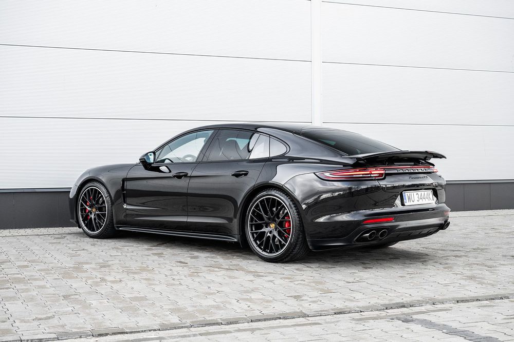 Porsche panamera gts