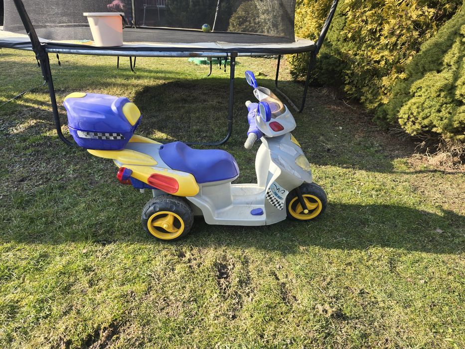 Motor  dla dziecka na akumulator.