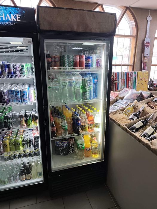 Продаж холодильник вітрин та інше