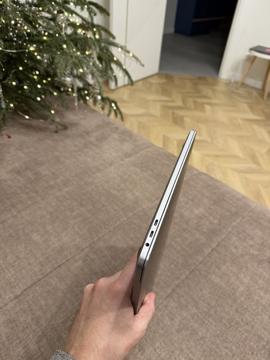 Macbook pro 15 2018 / 2019 i7 / 16gb / 512gb/ Radeon Pro 4 ГБ 92% АКБ