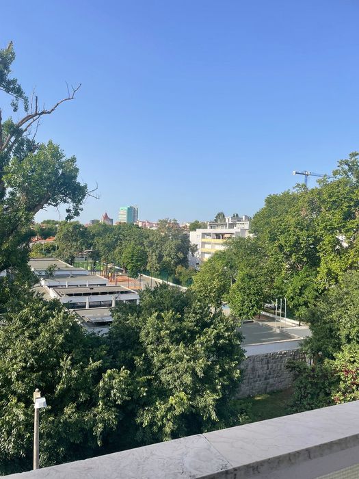 Vendo apartamento T2 em Alvalade