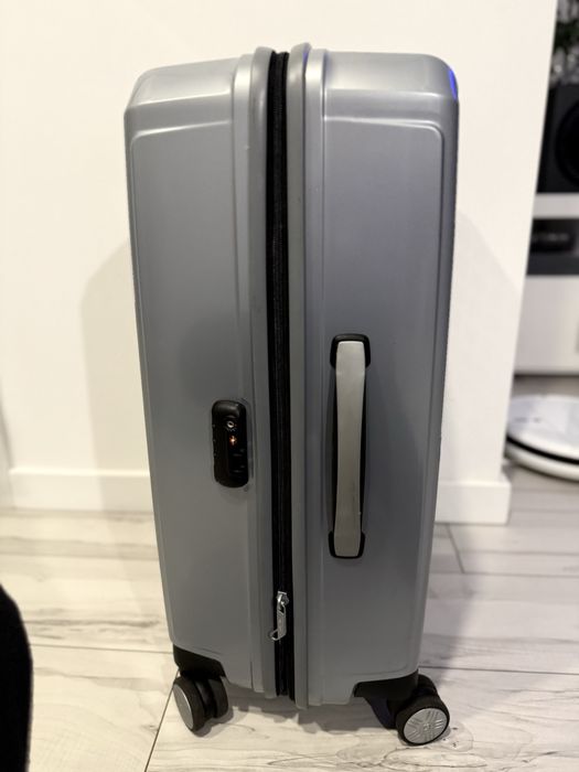 Walizka srednia samsonite