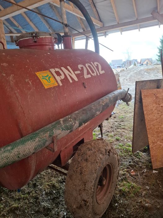 Sprzedam beczkę 2000l