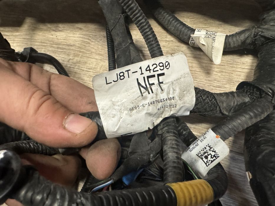 Mustang mach-e Проводка