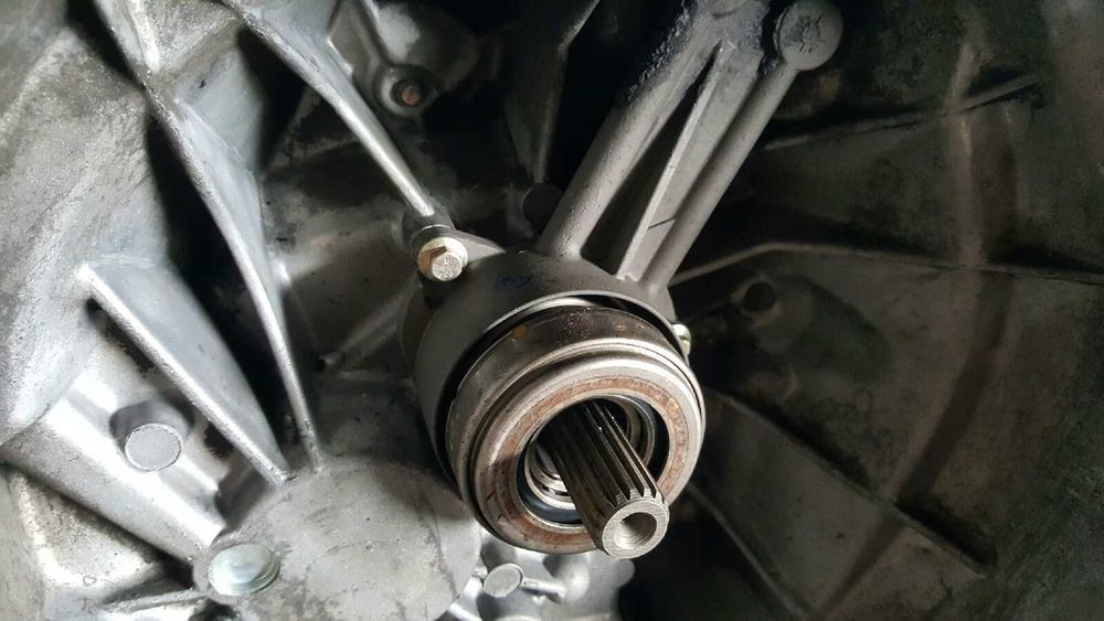 CAIXA DE VELOCIDADES FORD FOCUS BERLINA (CAK) GHIA